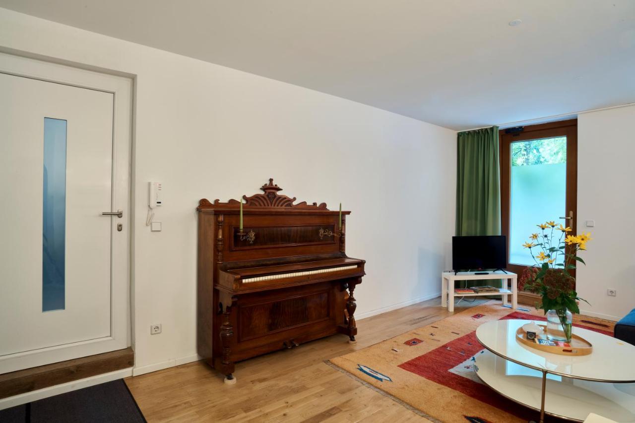 Beautiful Park Apartment For 4 Guests Berlim Exterior foto