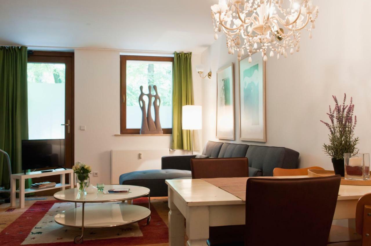 Beautiful Park Apartment For 4 Guests Berlim Exterior foto